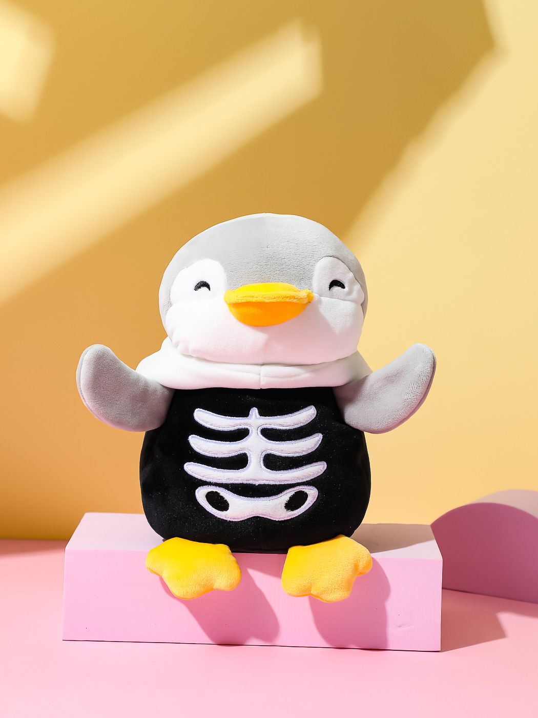 Игрушка мягкая 8,7 дюйма Mini Family (Шляпа-череп)