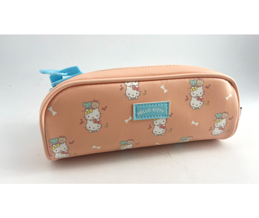 Пенал для  канцелярских принадлежностей на молнии (персонажи Sanrio)